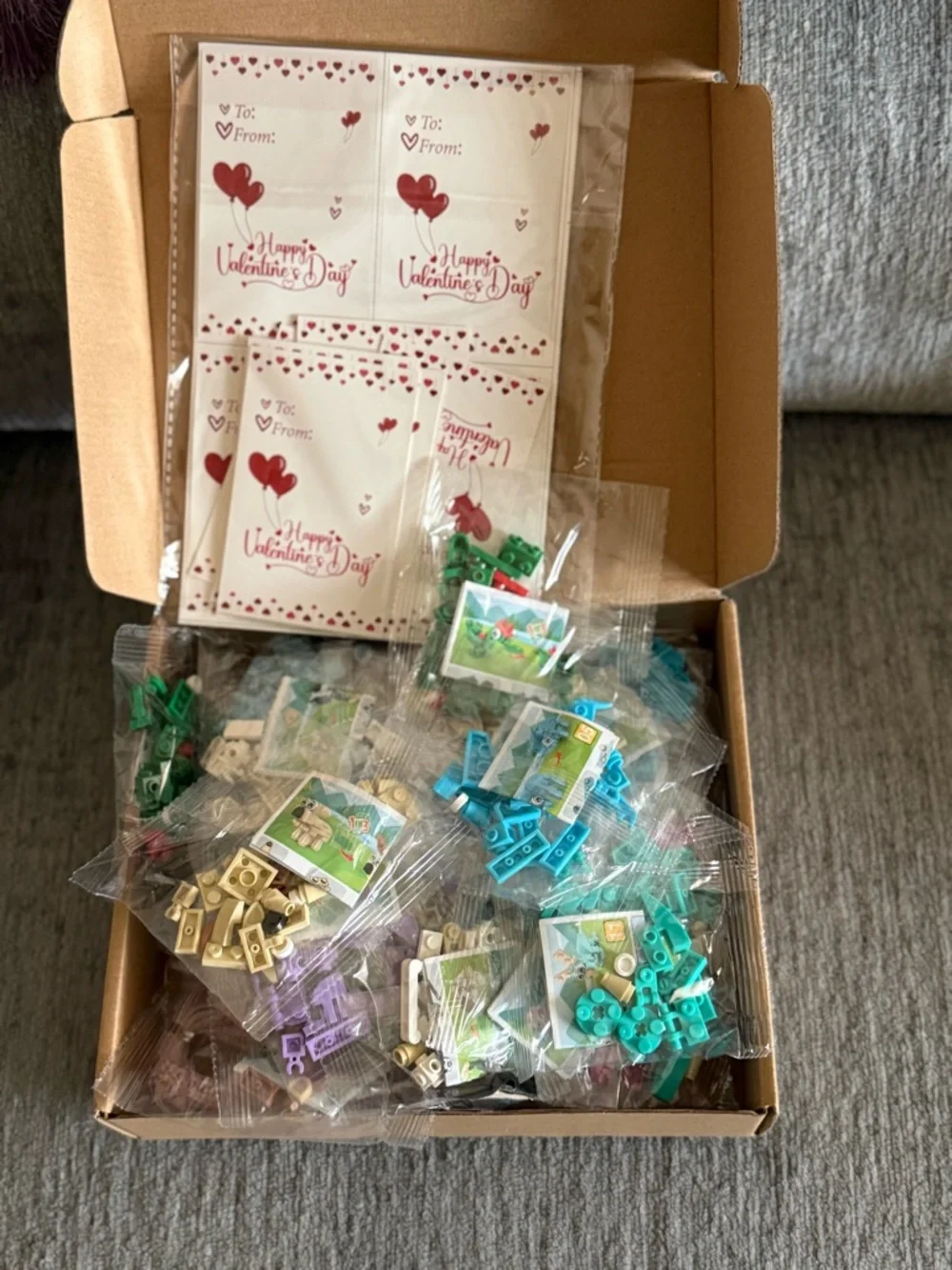 Valentine's Day Party Favor Mini Building Sets - Assorted Colors